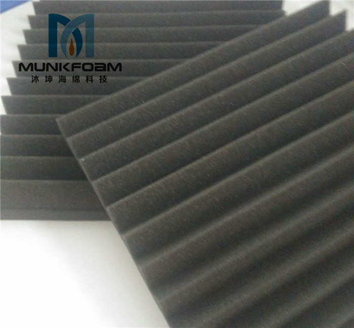 Wedge style soundproof foam