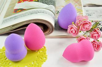 Why Should You Wet Your Makeup Sponge?