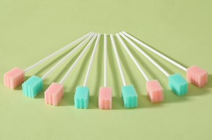 Soft Toothbrushes vs. Foam Swabs for Oral Care